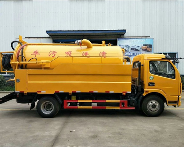 吸污车