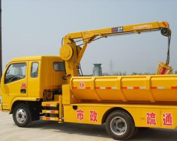 抓斗清淤车